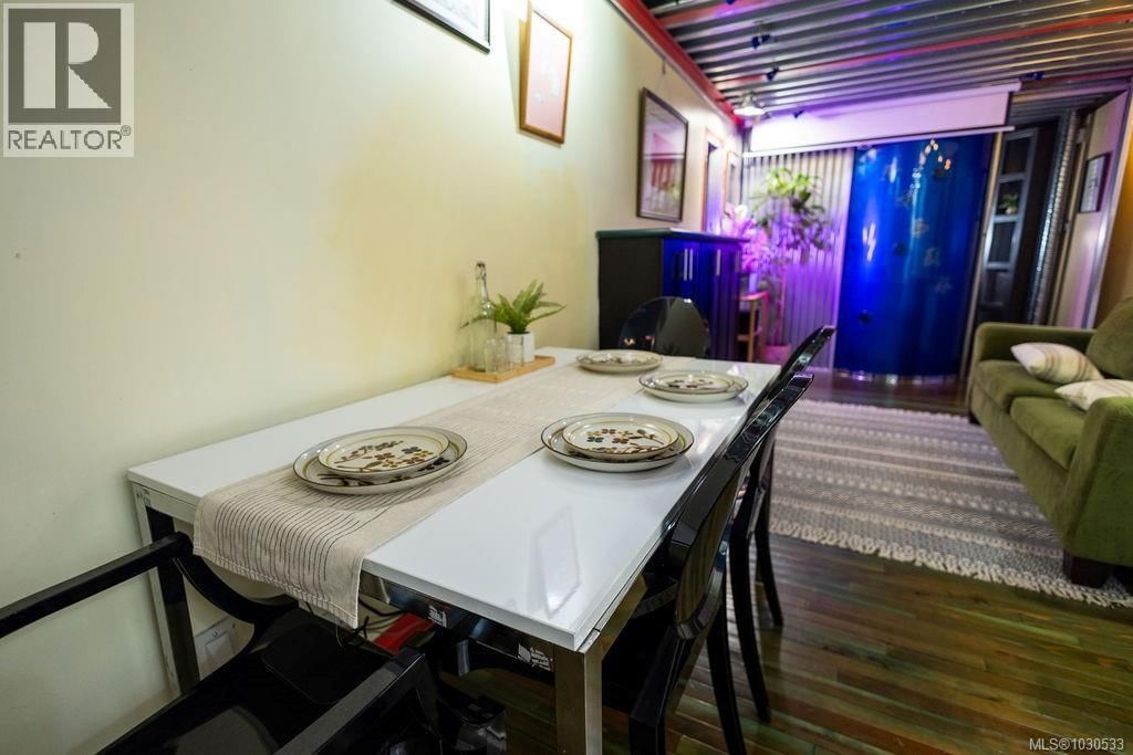 3112 STEELE STREET Image 16