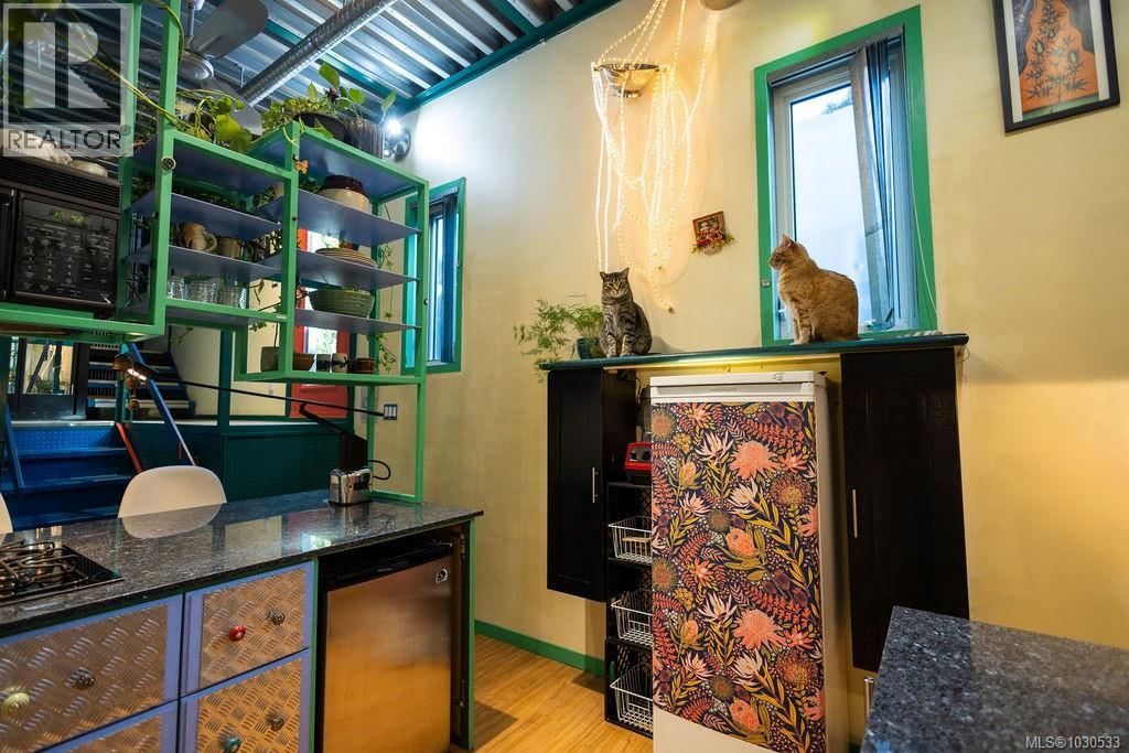 3112 STEELE STREET Image 2