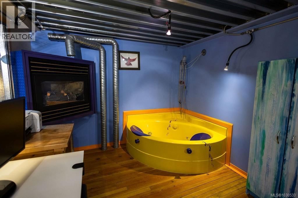 3112 STEELE STREET Image 25