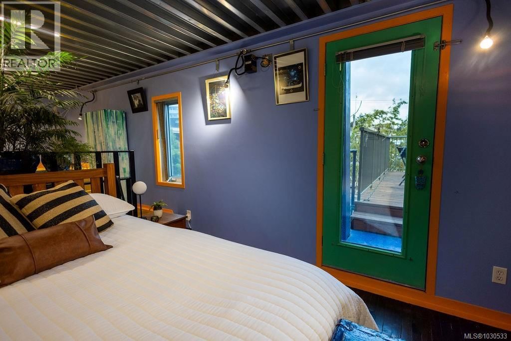 3112 STEELE STREET Image 31