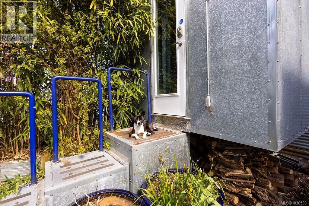 3112 STEELE STREET Image 51