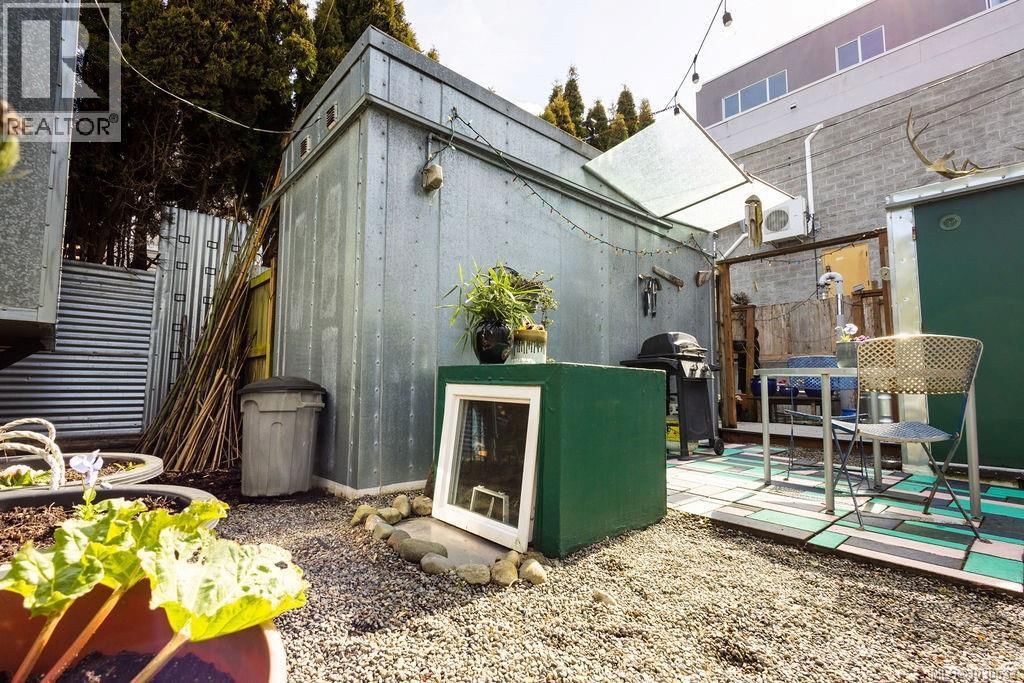 3112 STEELE STREET Image 54