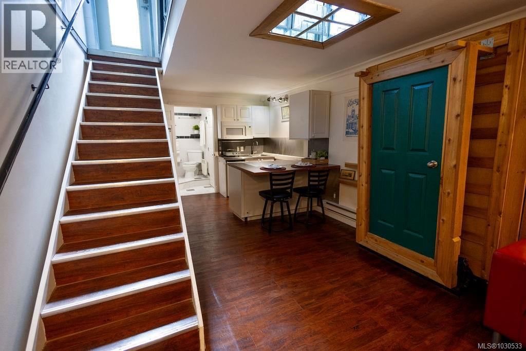 3112 STEELE STREET Image 56