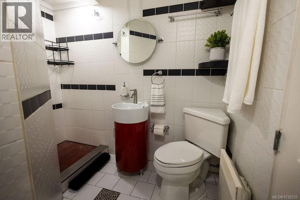 3112 STEELE STREET Image 63