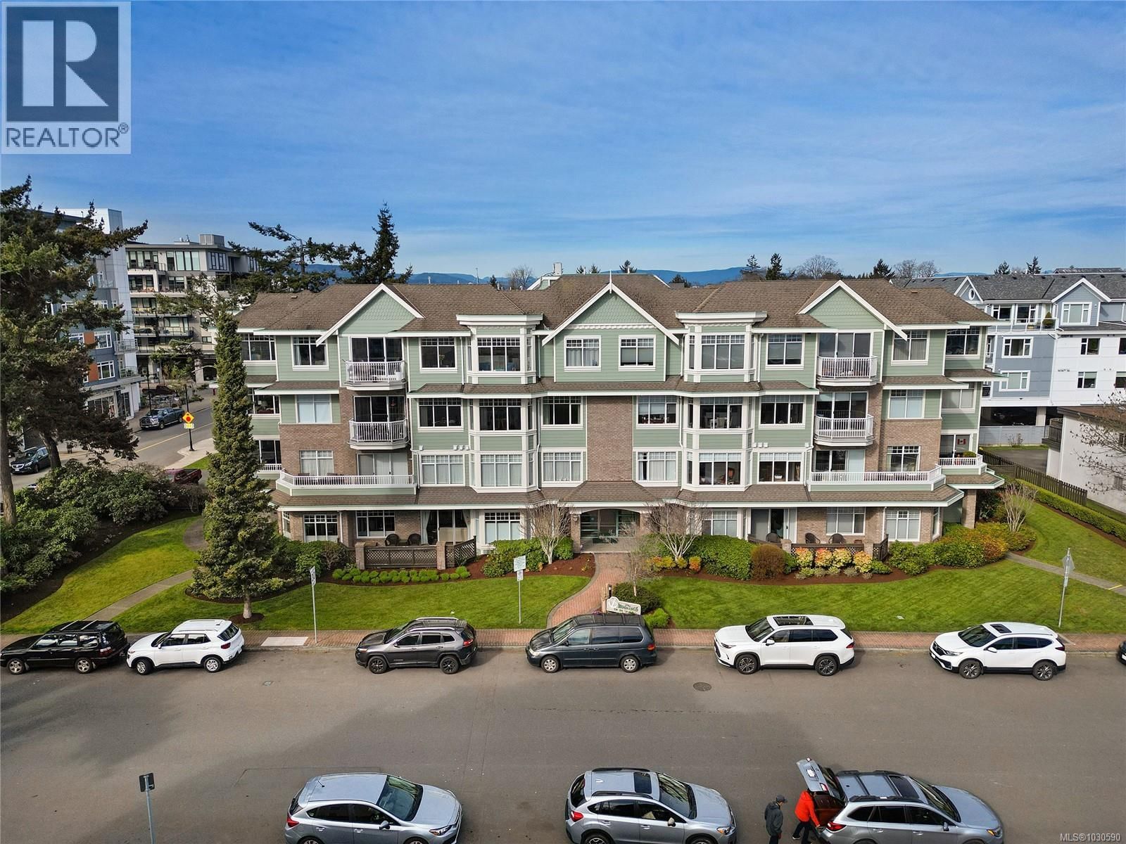 302 - 9870 SECOND STREET Image 40