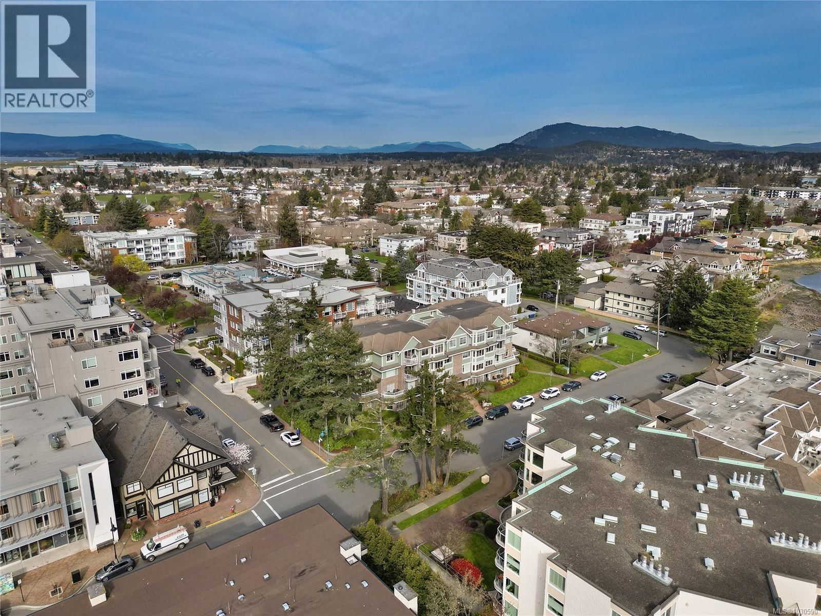 302 - 9870 SECOND STREET Image 44