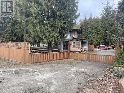 Image #1 of Commercial for Sale at 4025 Squilax-anglemont Road, Scotch Creek, British Columbia