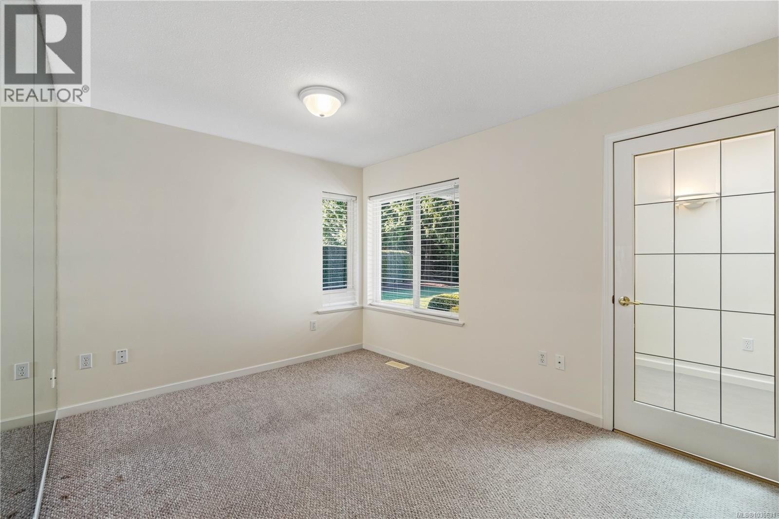 1 - 850 ARBUTUS STREET Image 14