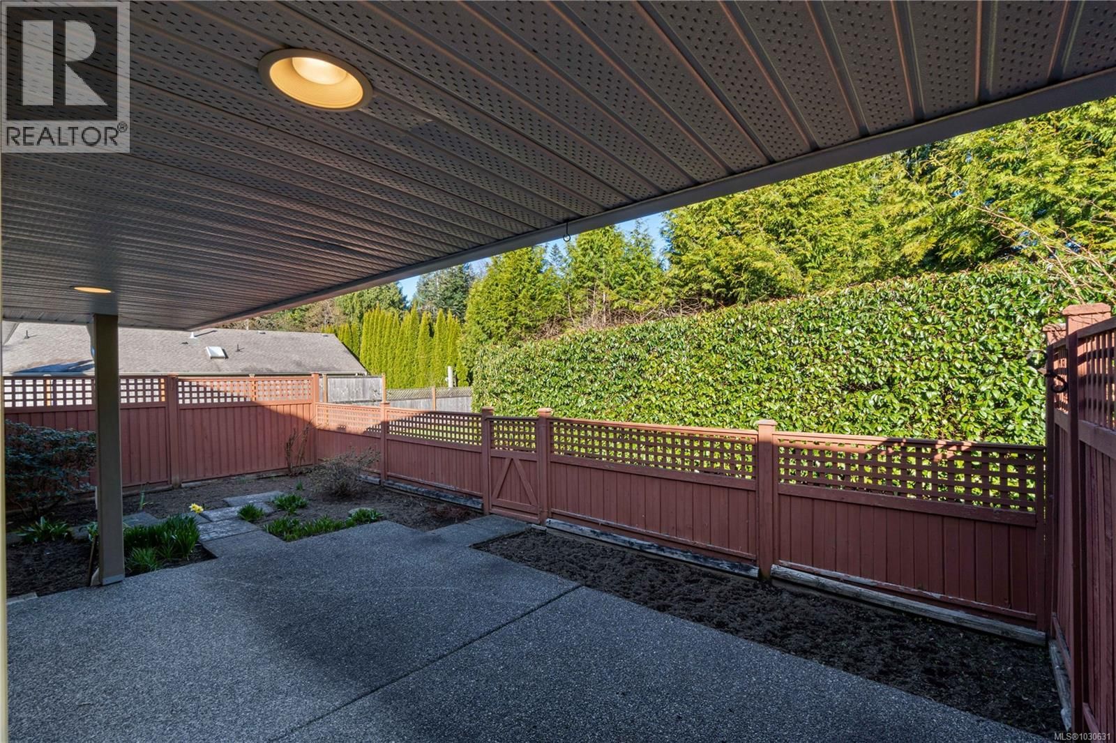 1 - 850 ARBUTUS STREET Image 28