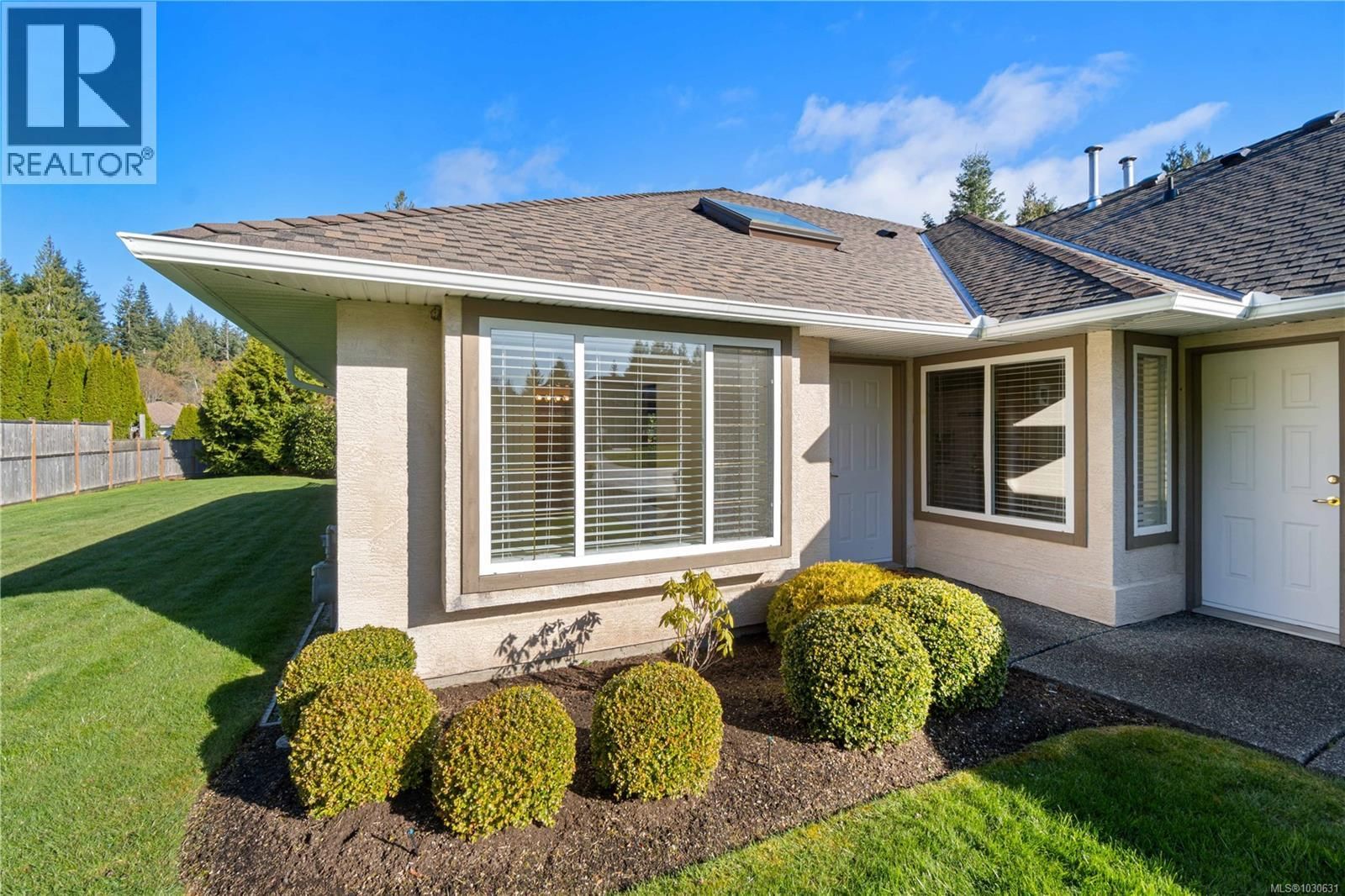 1 - 850 ARBUTUS STREET Image 32