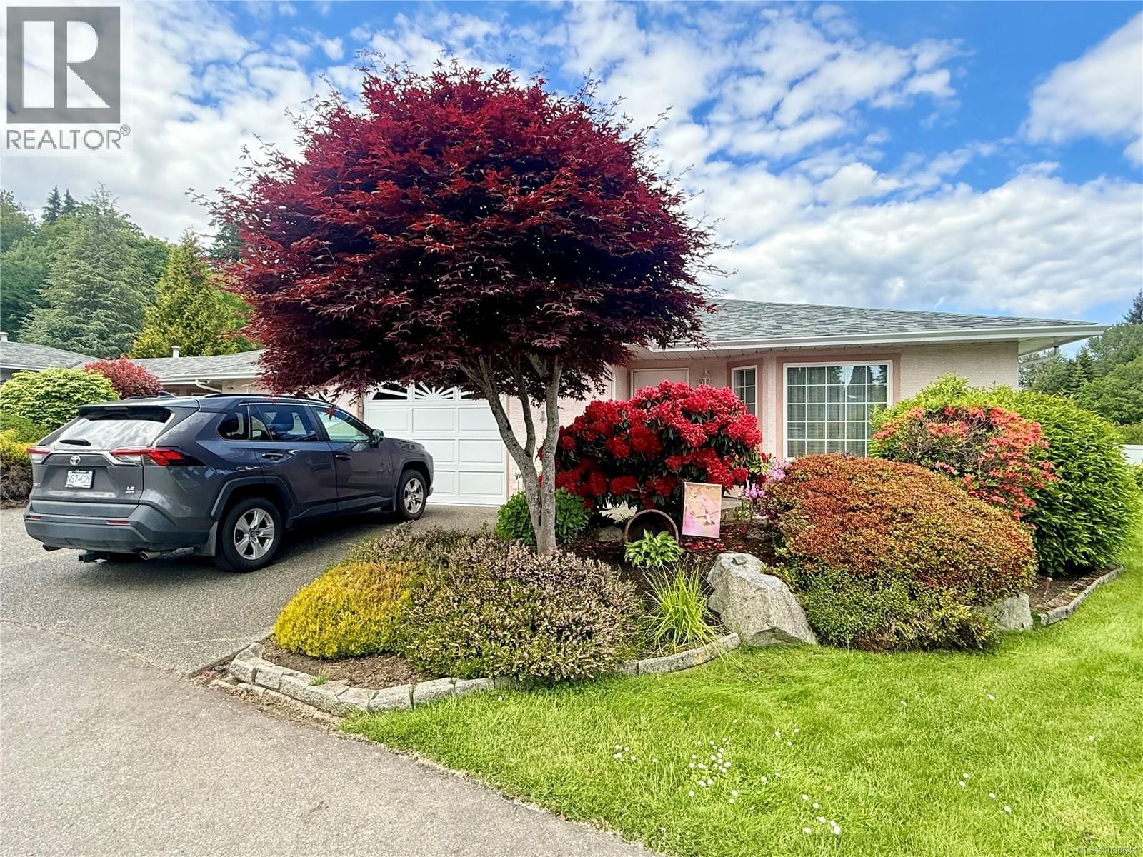 4 - 6111 SAYWARD ROAD Image 1