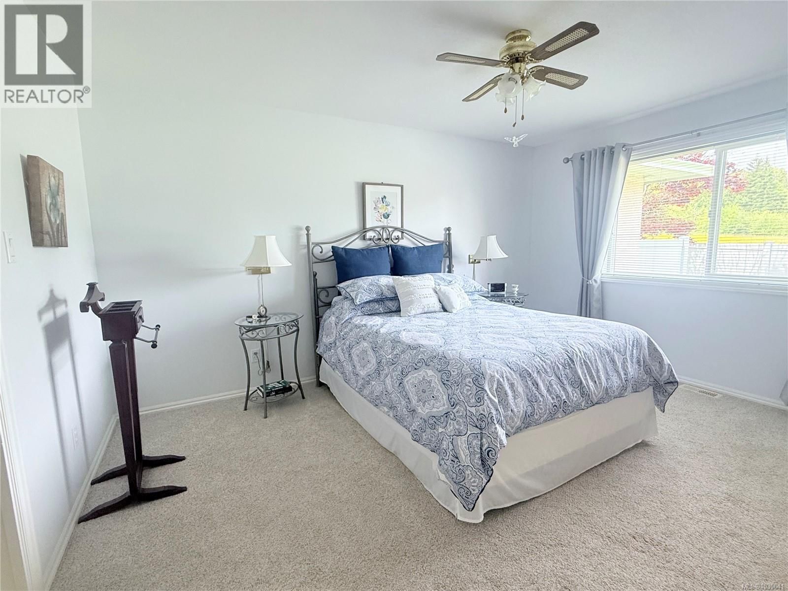 4 - 6111 SAYWARD ROAD Image 13