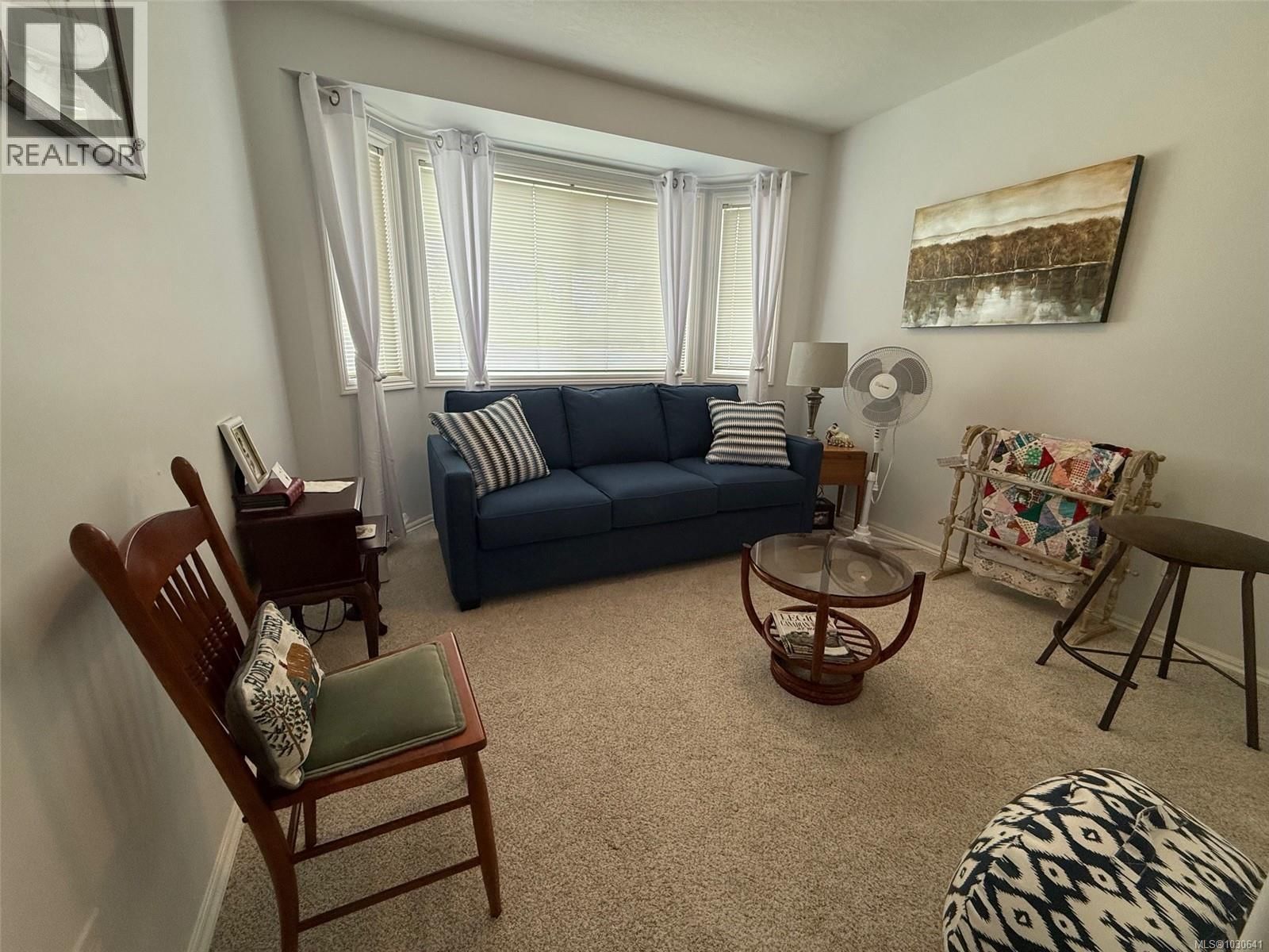 4 - 6111 SAYWARD ROAD Image 15