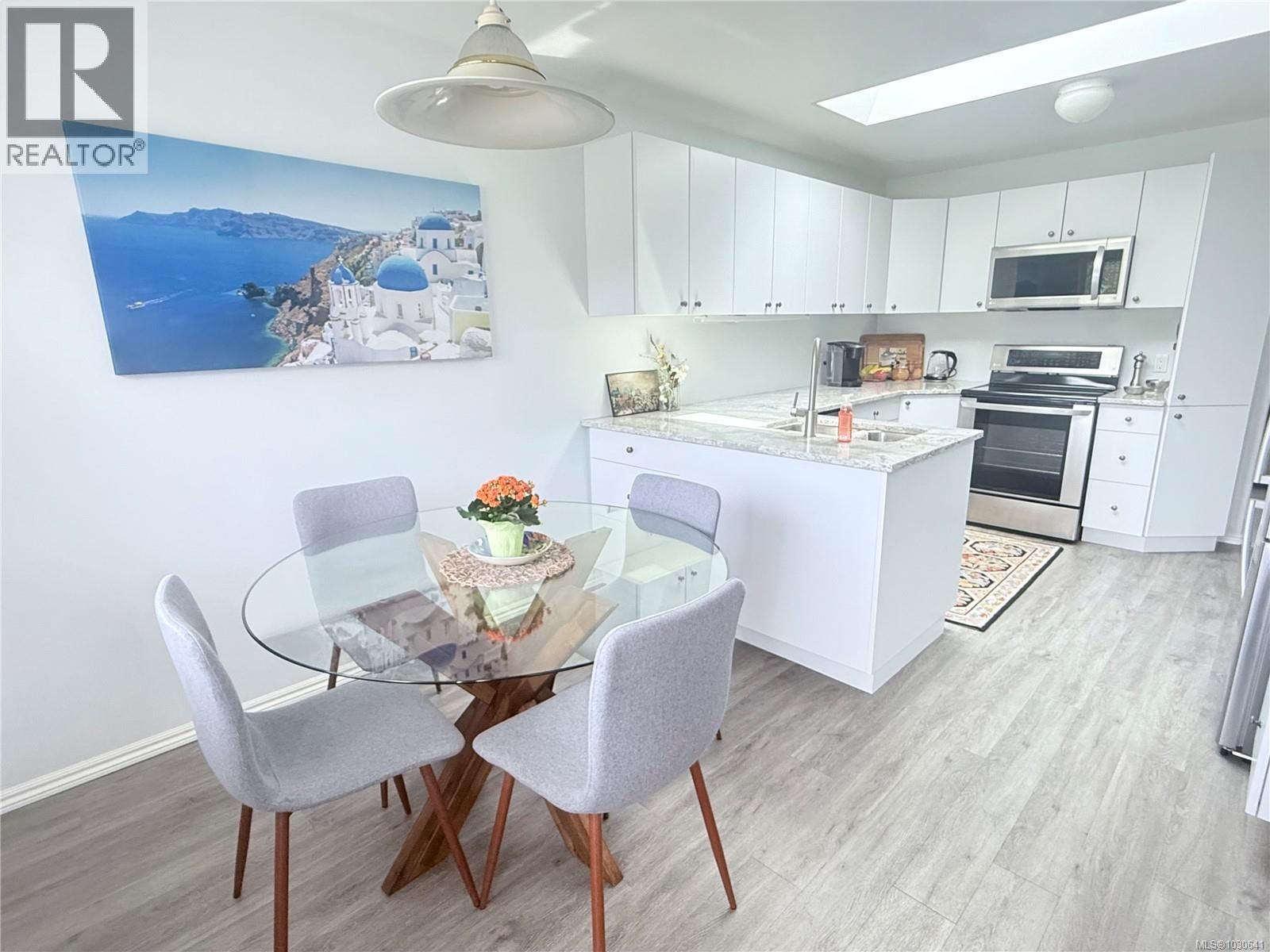 4 - 6111 SAYWARD ROAD Image 4