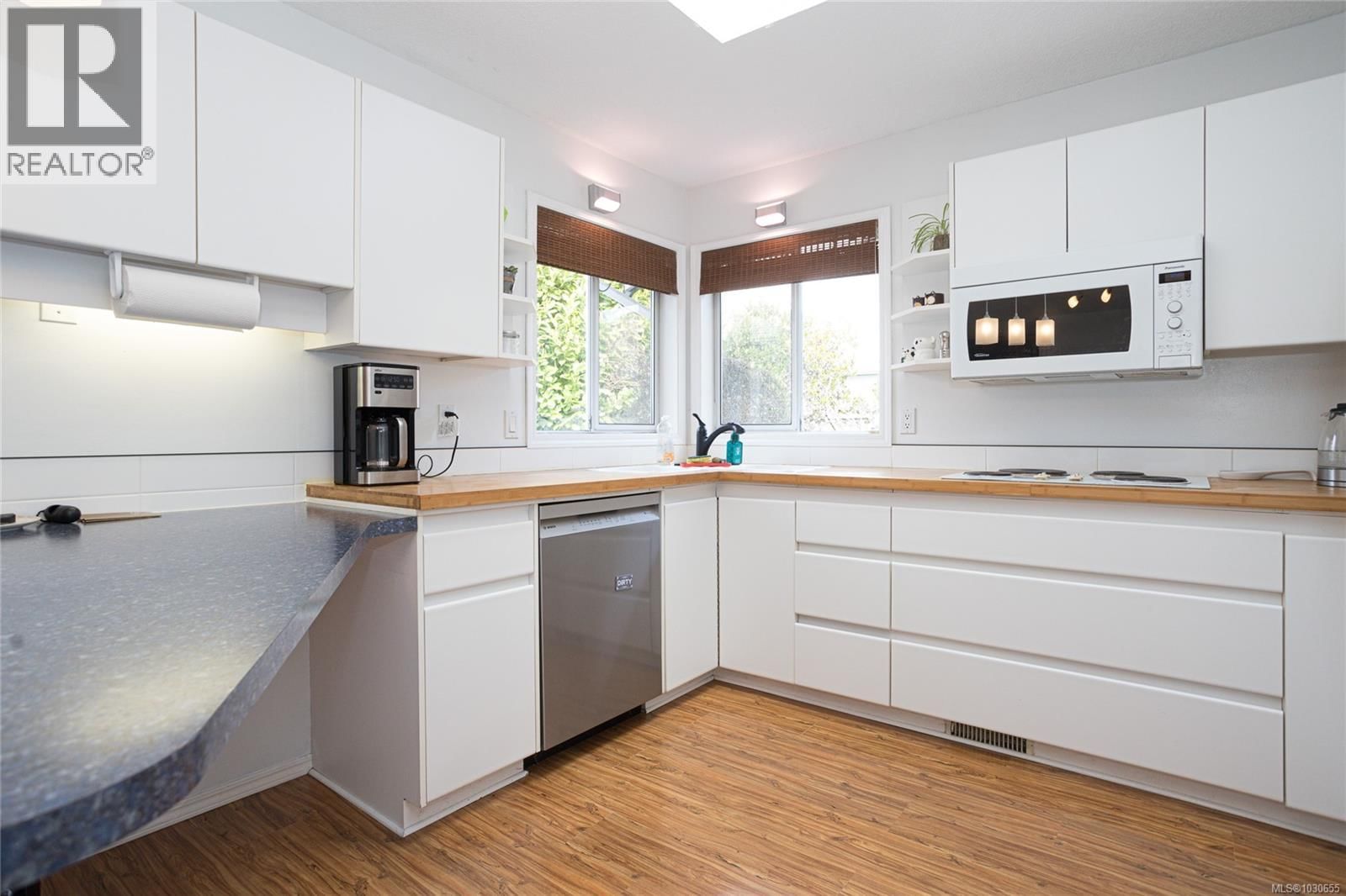 521 WILROSE PLACE Image 13