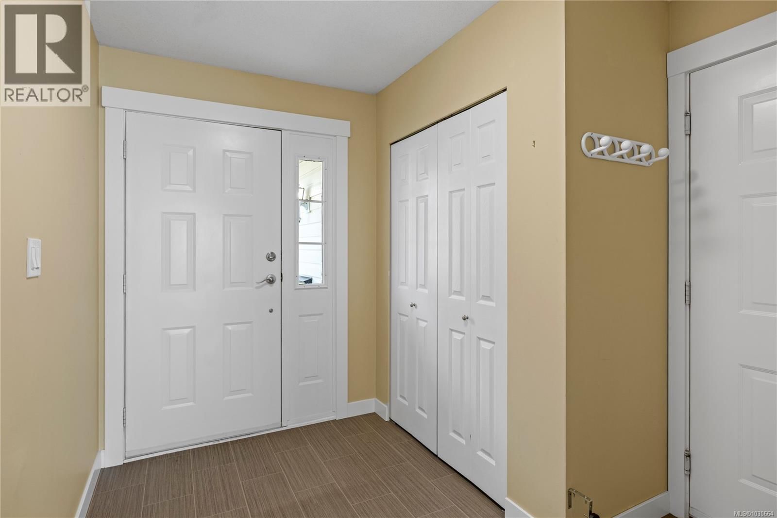 23 2465 Oriole Drive property photo