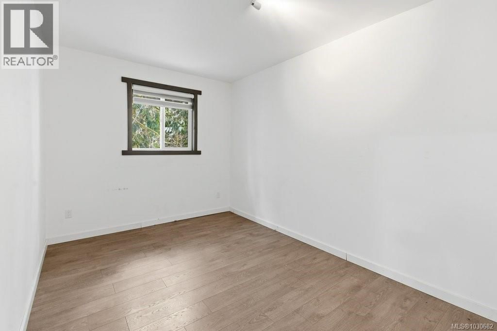 3114 COLMAN ROAD Image 13