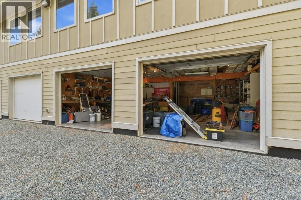 3114 COLMAN ROAD Image 17