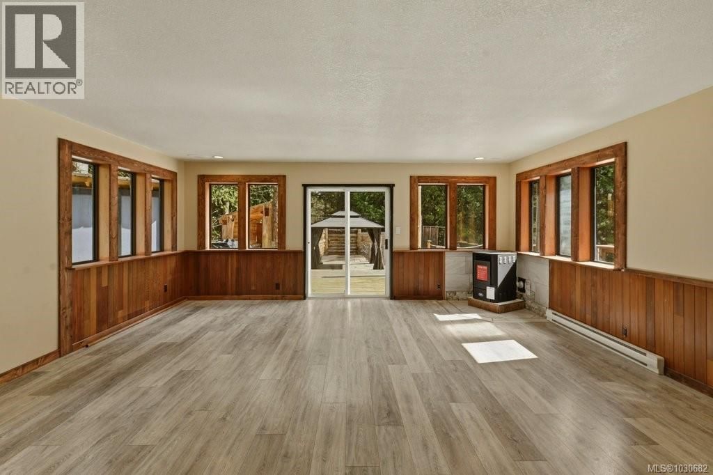 3114 COLMAN ROAD Image 32