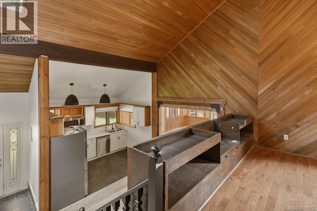 3114 COLMAN ROAD Image 35