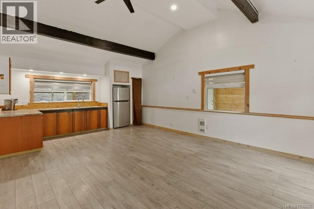 3114 COLMAN ROAD Image 44