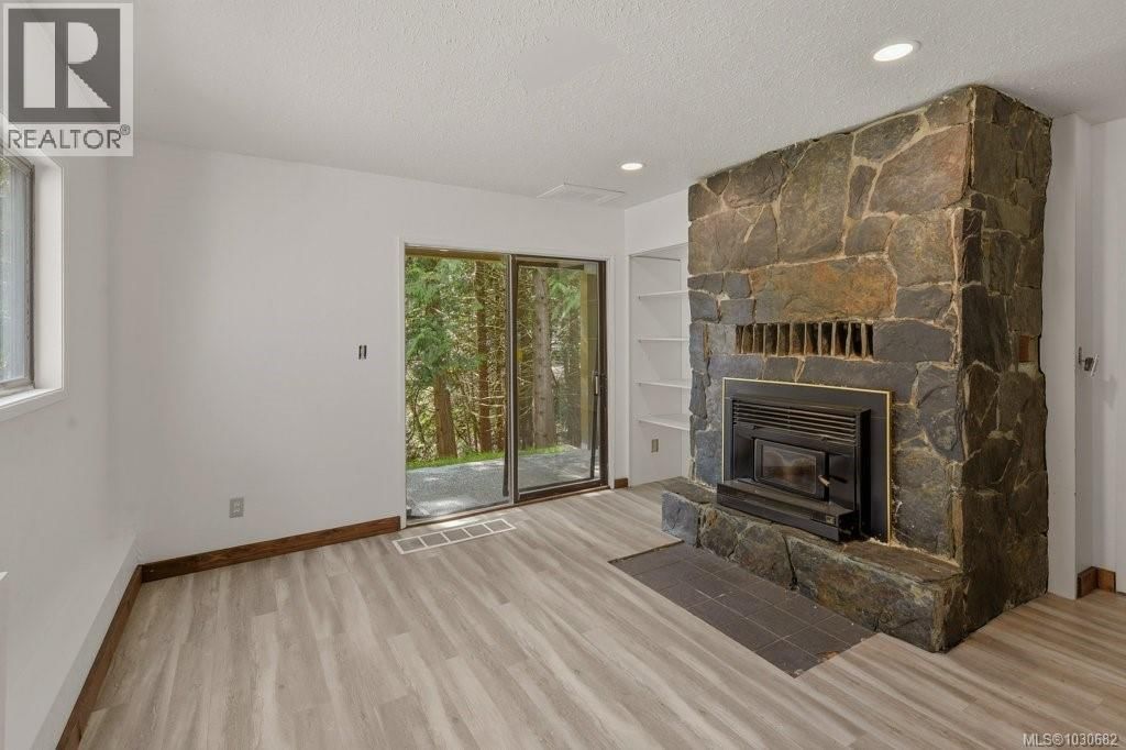 3114 COLMAN ROAD Image 48