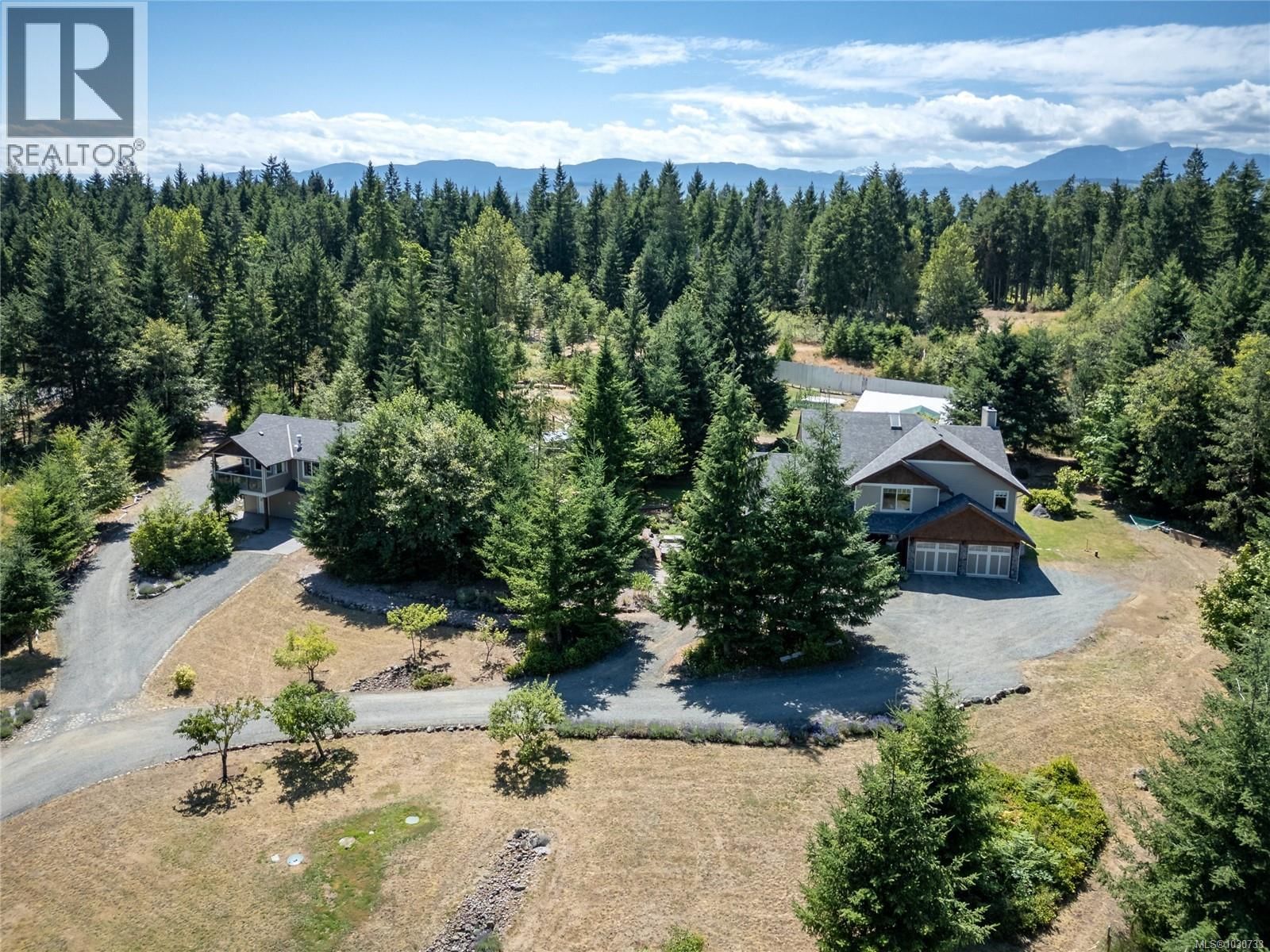7455 Rodger Road property photo