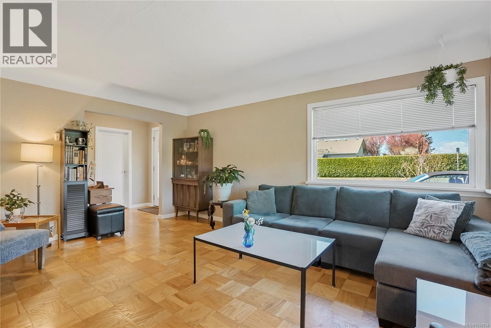 1709 MCRAE AVENUE Image 6