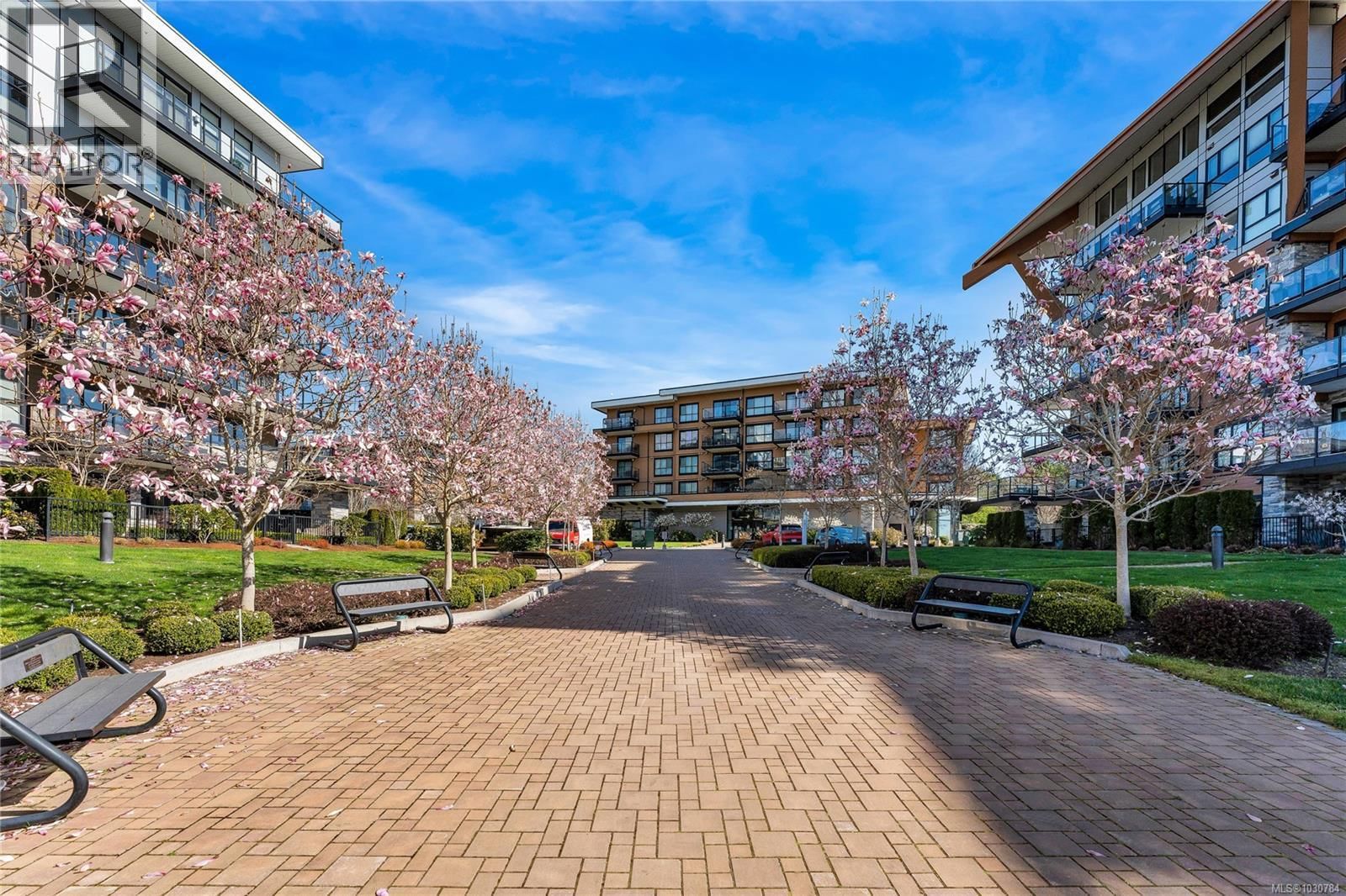 208 - 740 TRAVINO LANE Image 23