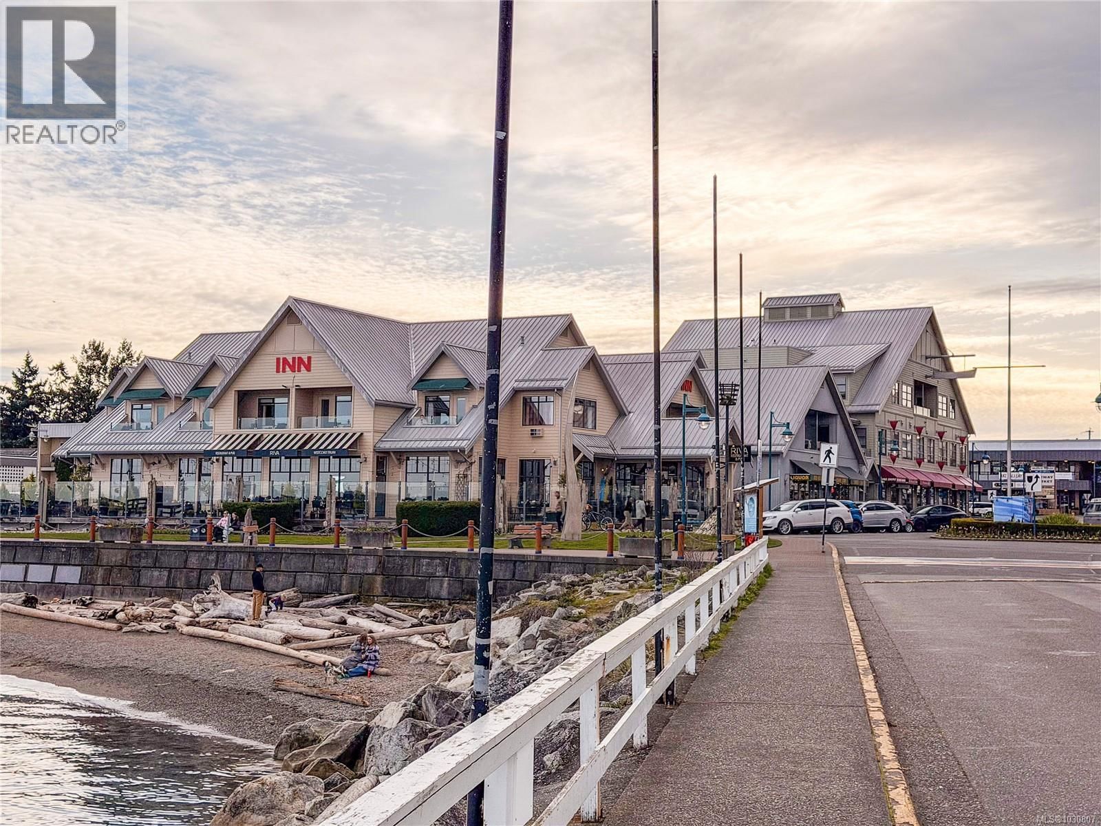 2095 JAHN PLACE Image 17