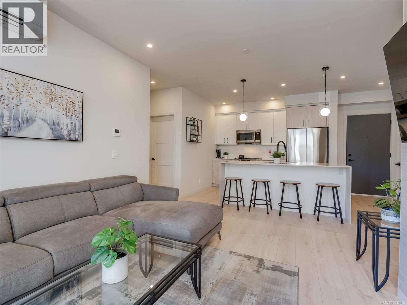 406 958 Pharoah Mews property photo