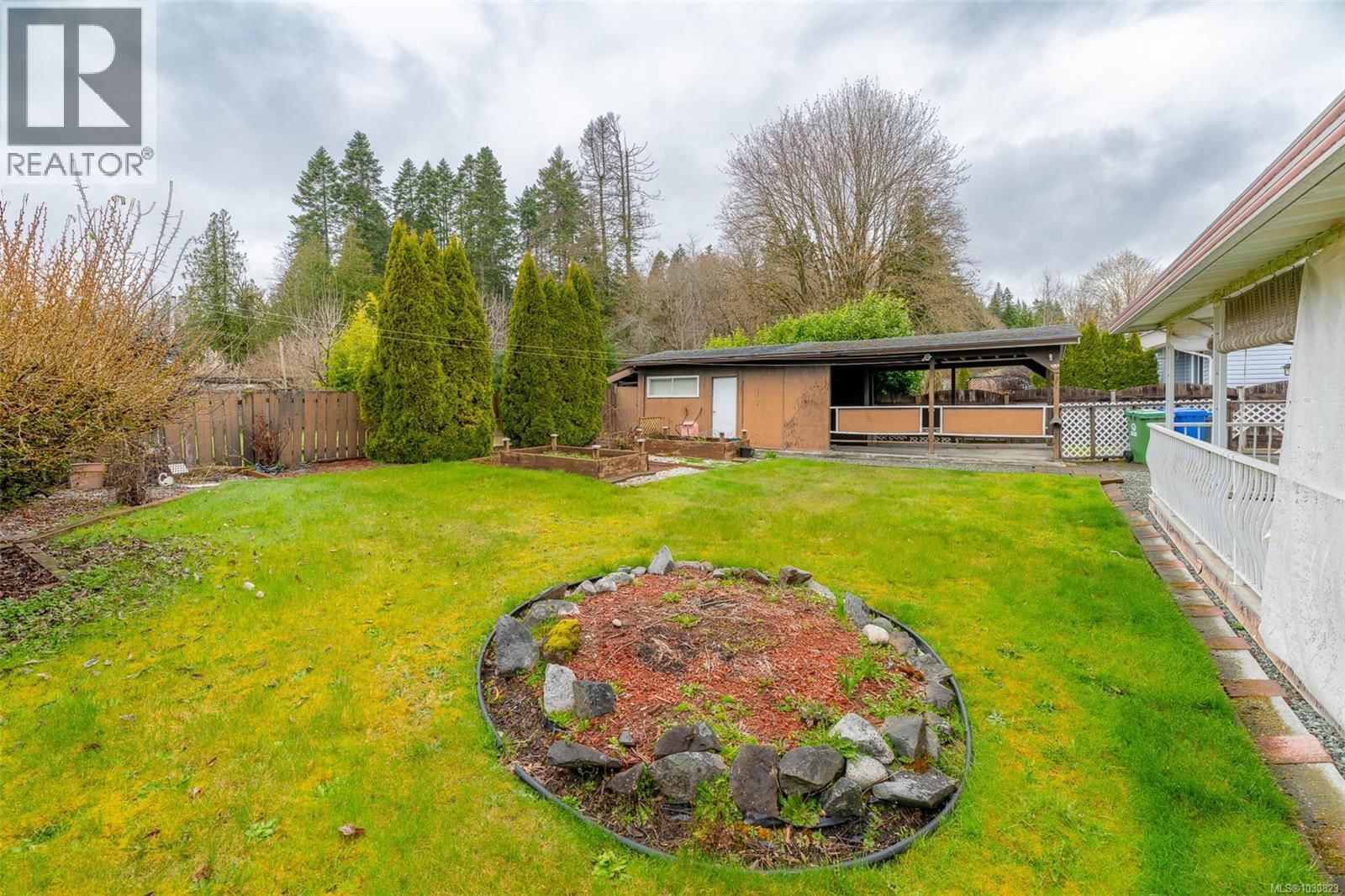 5136 GOLDEN STREET Image 36