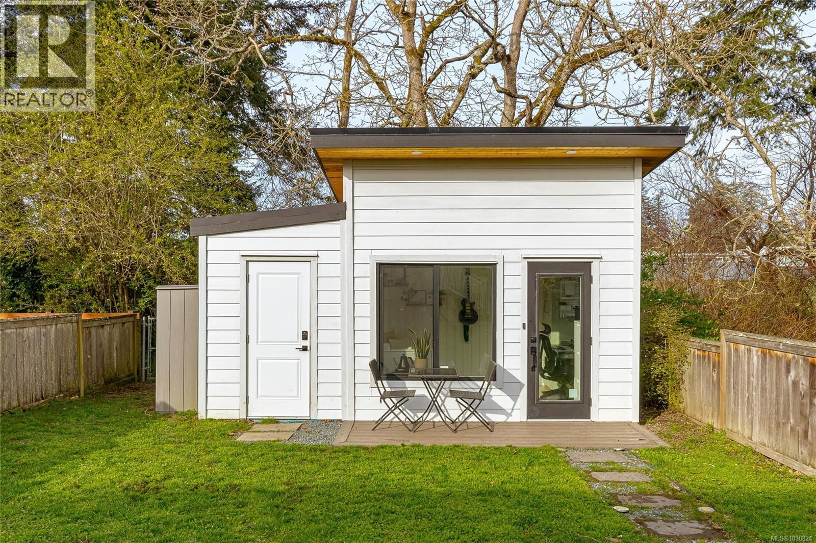 4162 BORDEN STREET Image 21