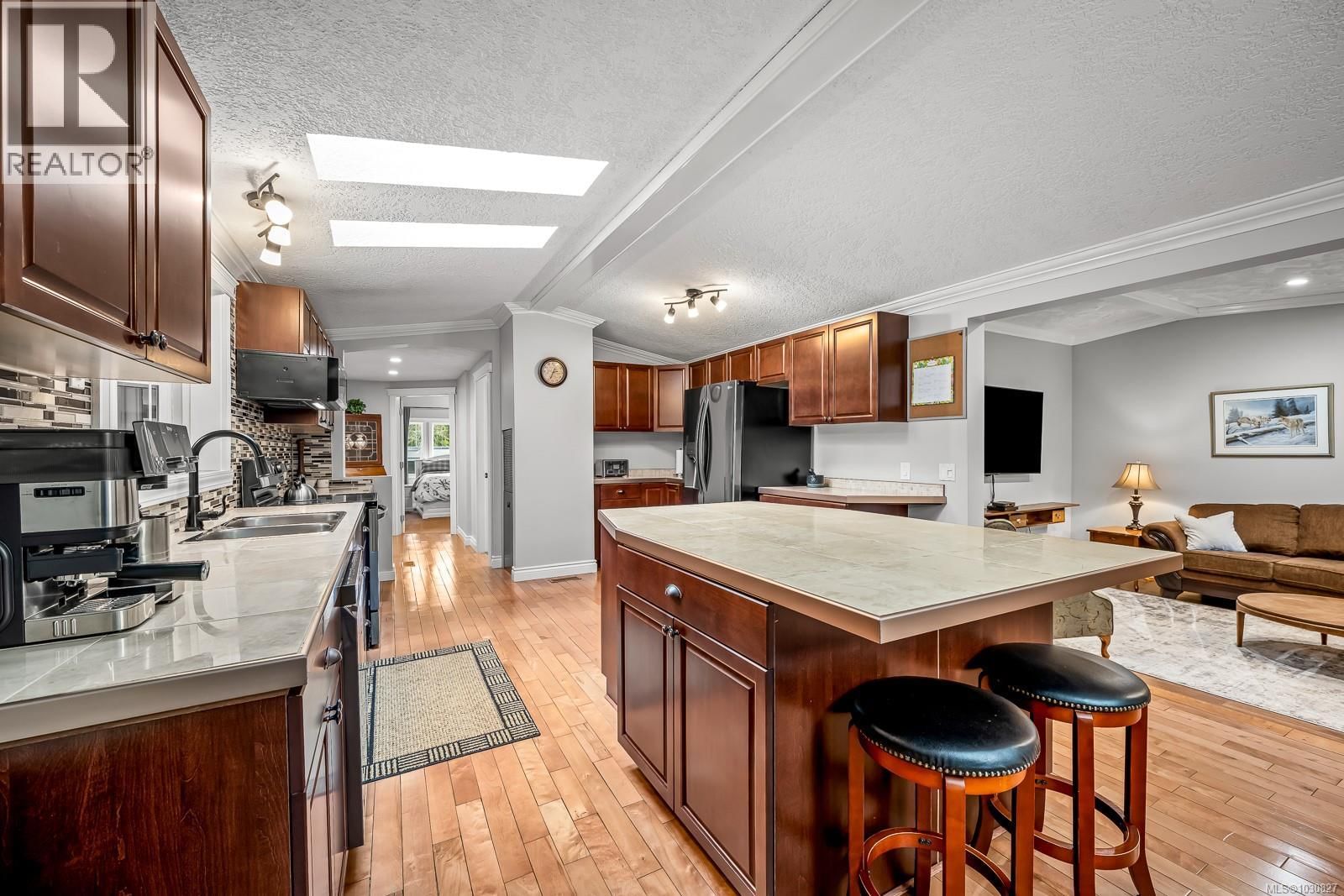 1941 Burdyny Road property photo