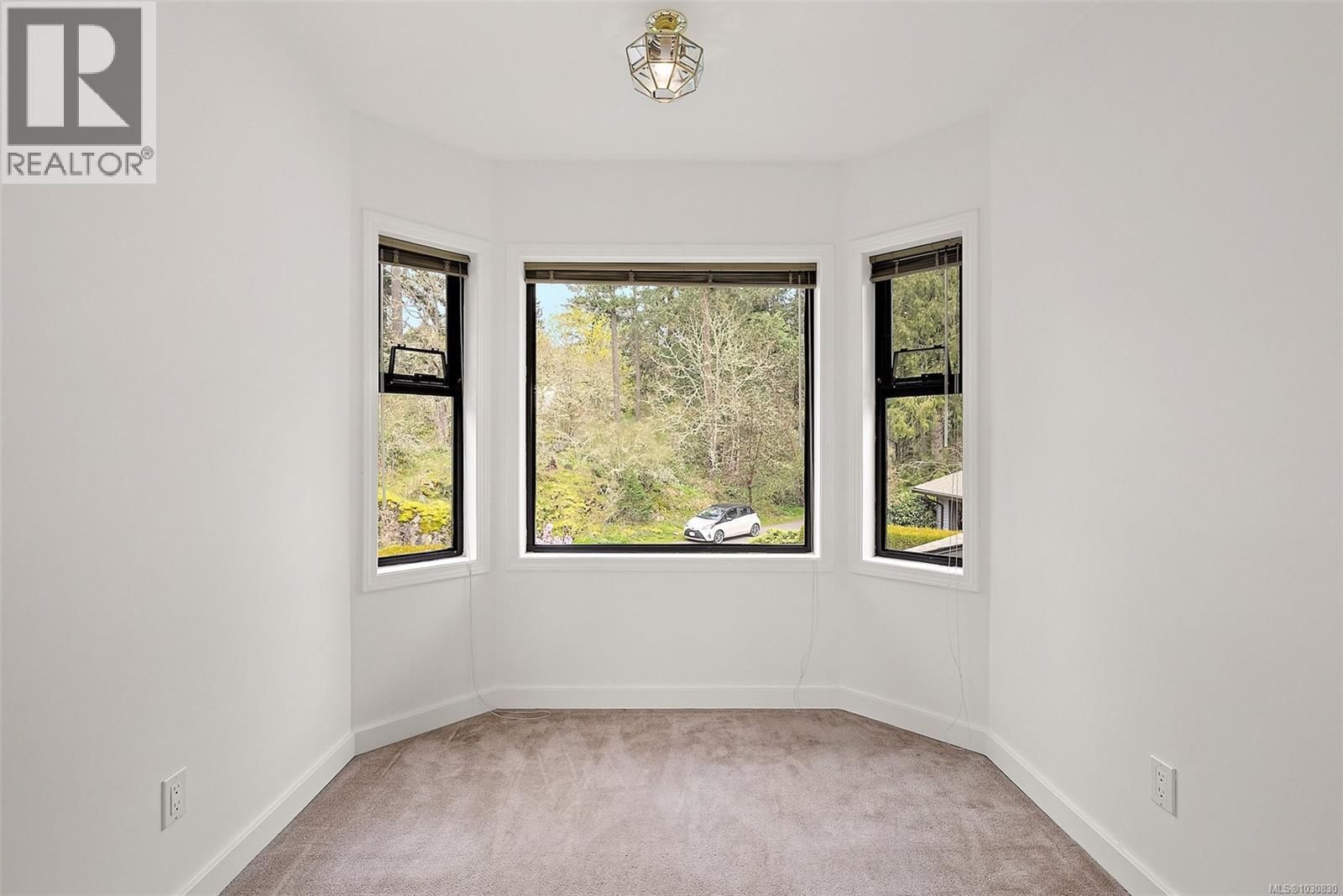 17 - 1255 WAIN ROAD Image 17