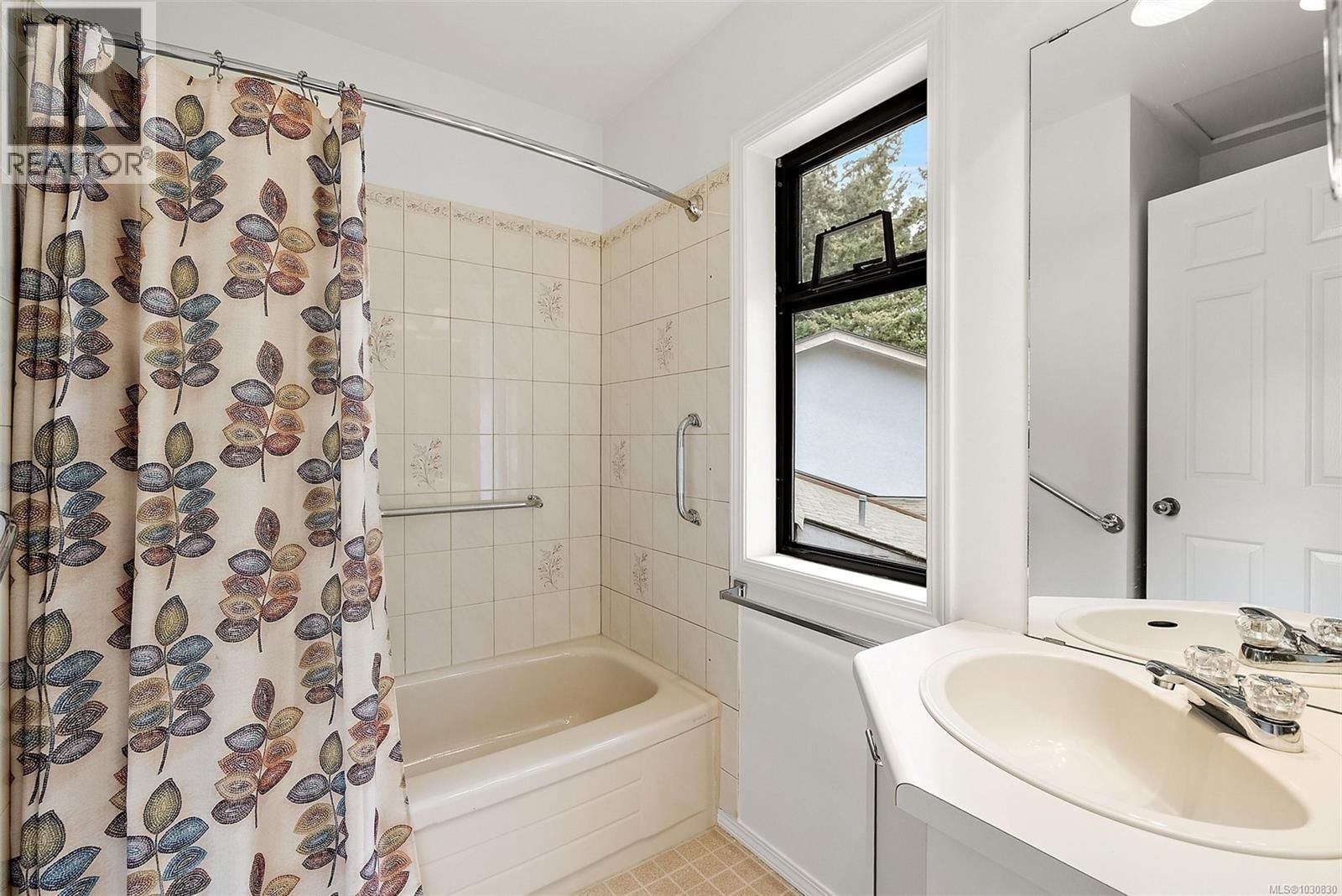 17 - 1255 WAIN ROAD Image 21