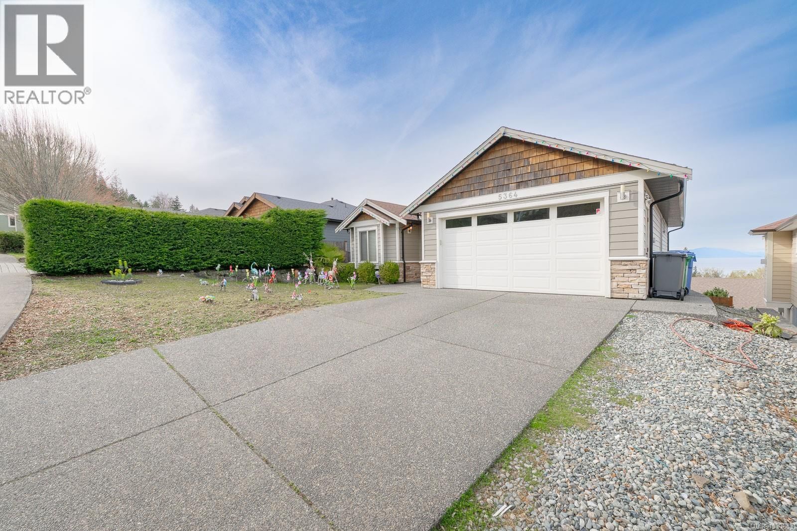 5364 Laguna Way property photo