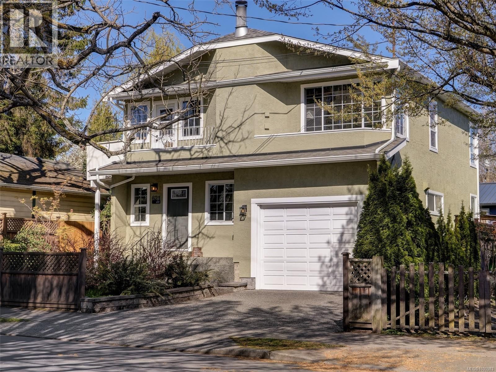 621 PINE STREET Image 2