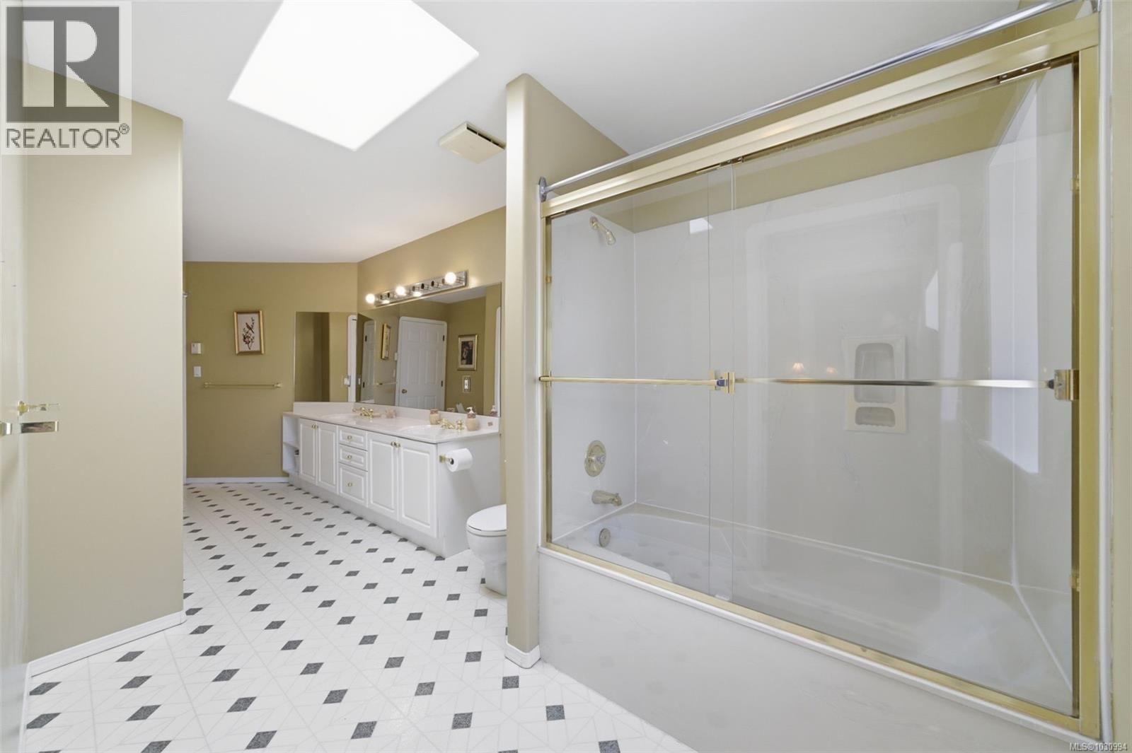 1032 VALEWOOD TRAIL Image 34