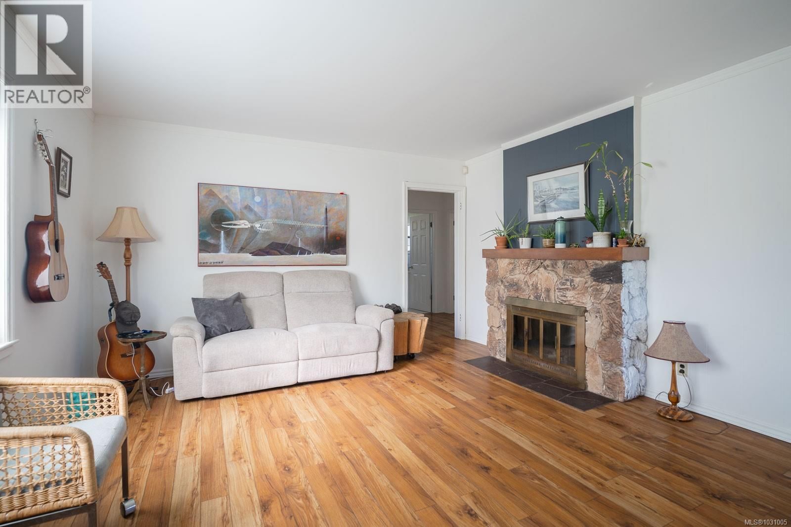 464 Renfrew Street property photo