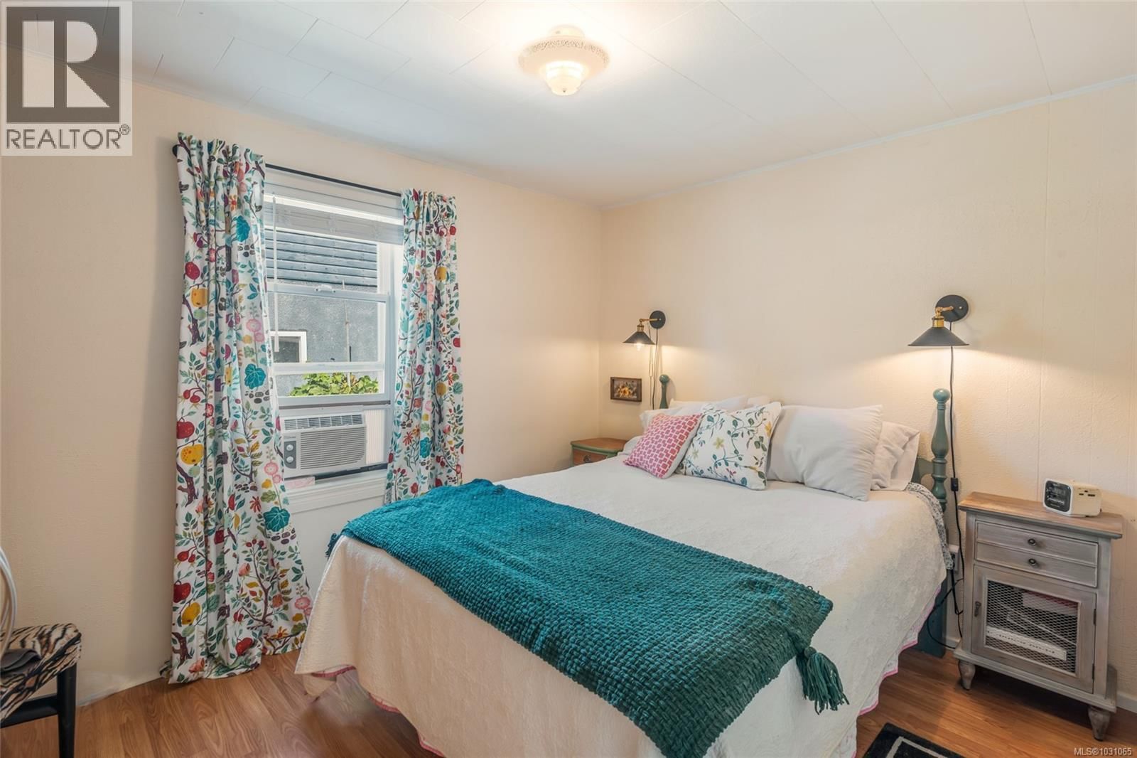 4955 ELIZABETH STREET Image 7