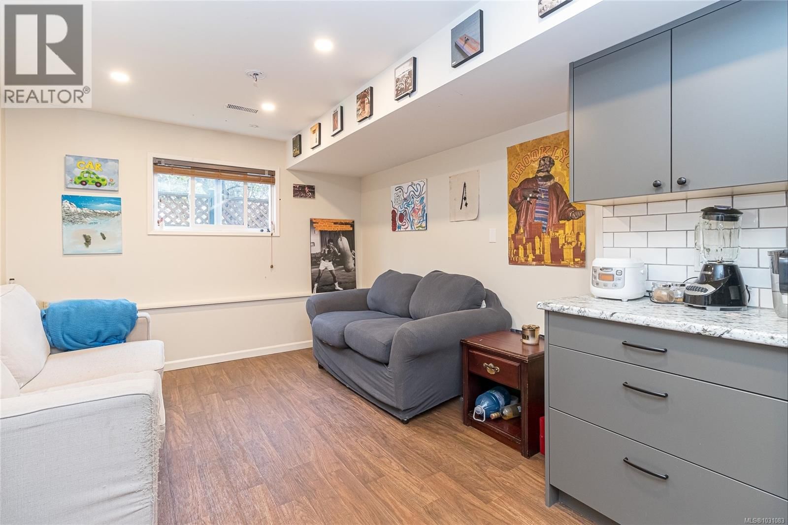 1512 MCRAE AVENUE Image 23