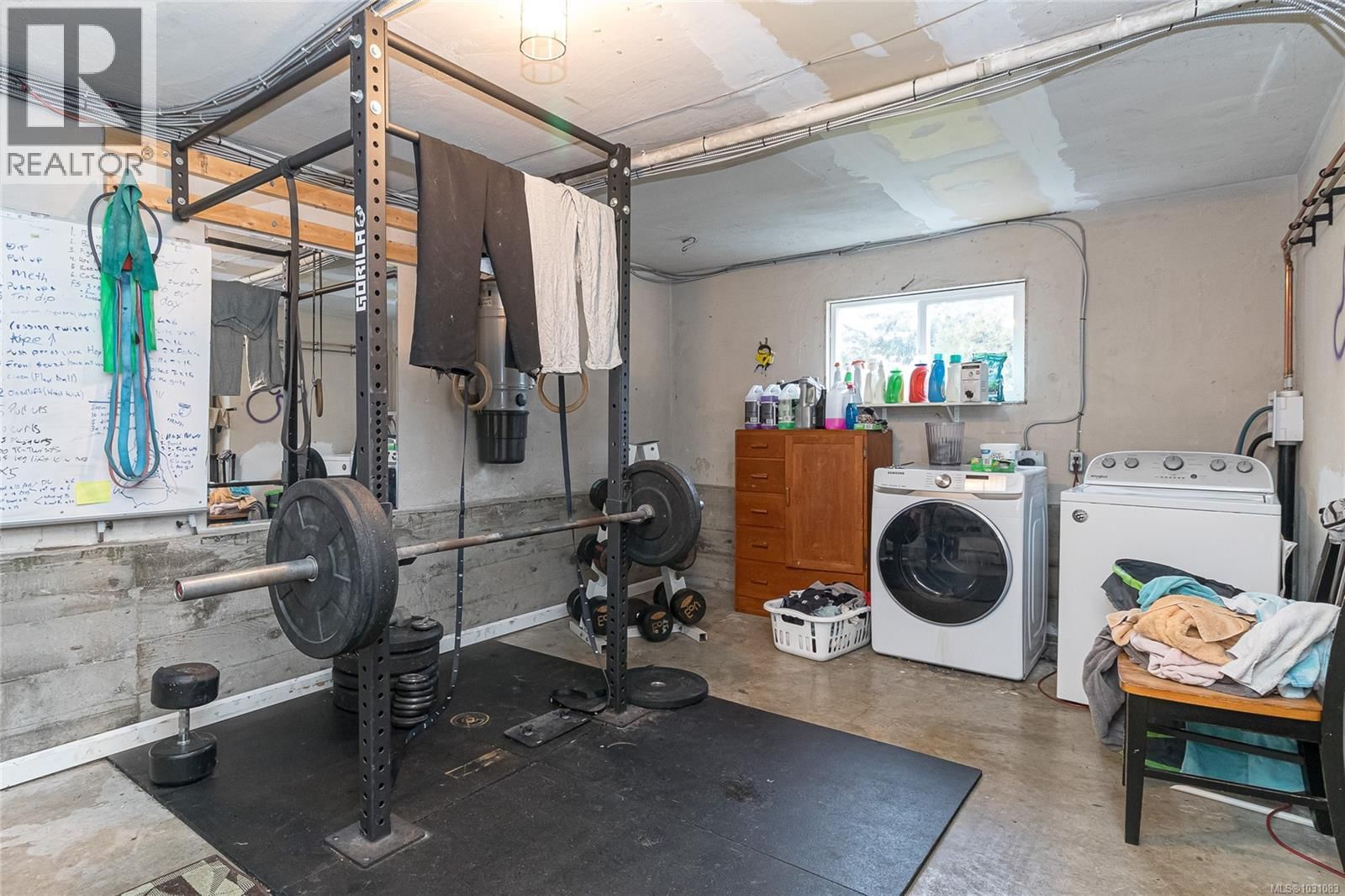 1512 MCRAE AVENUE Image 29