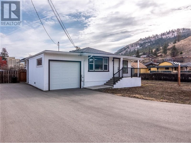 13009 Armstrong Avenue, Summerland, British Columbia (MLS 10311500)