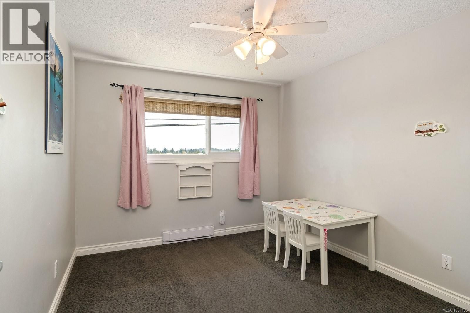 381 MONTCALM AVENUE Image 22