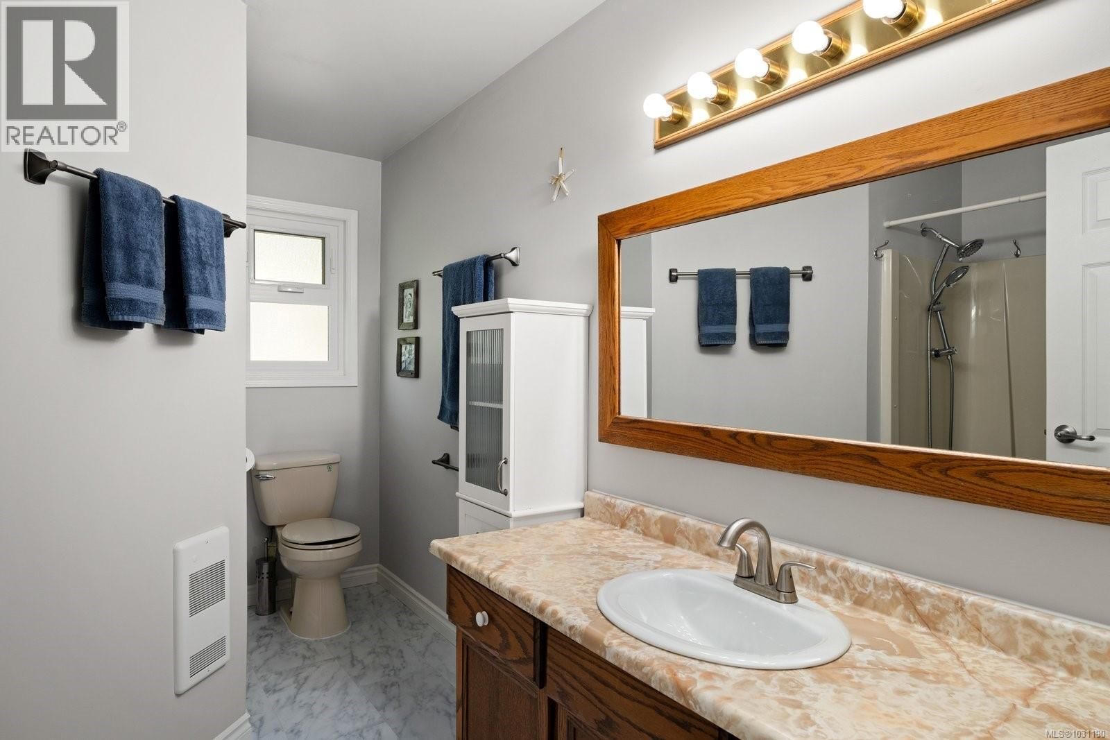 381 MONTCALM AVENUE Image 23