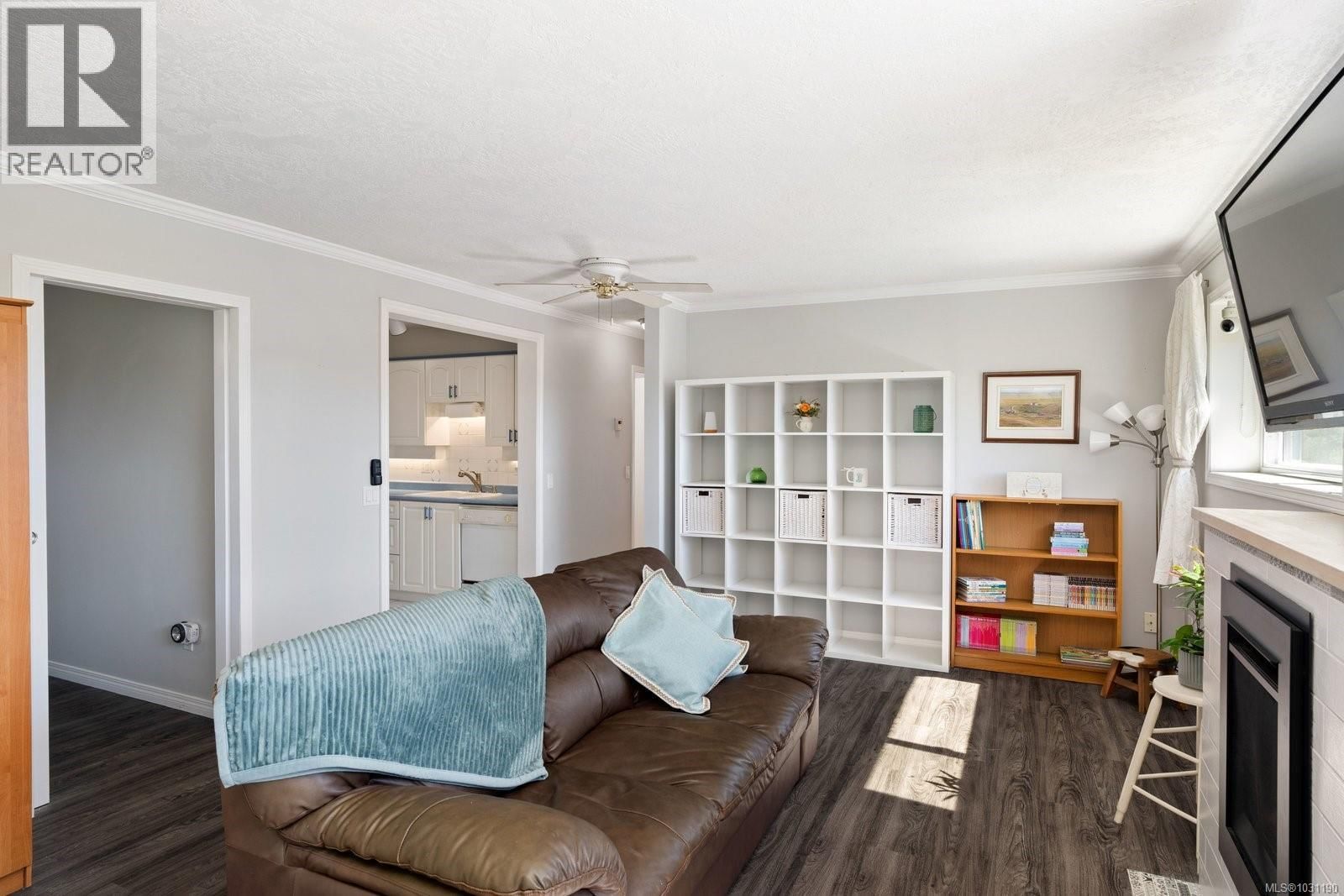 381 MONTCALM AVENUE Image 28