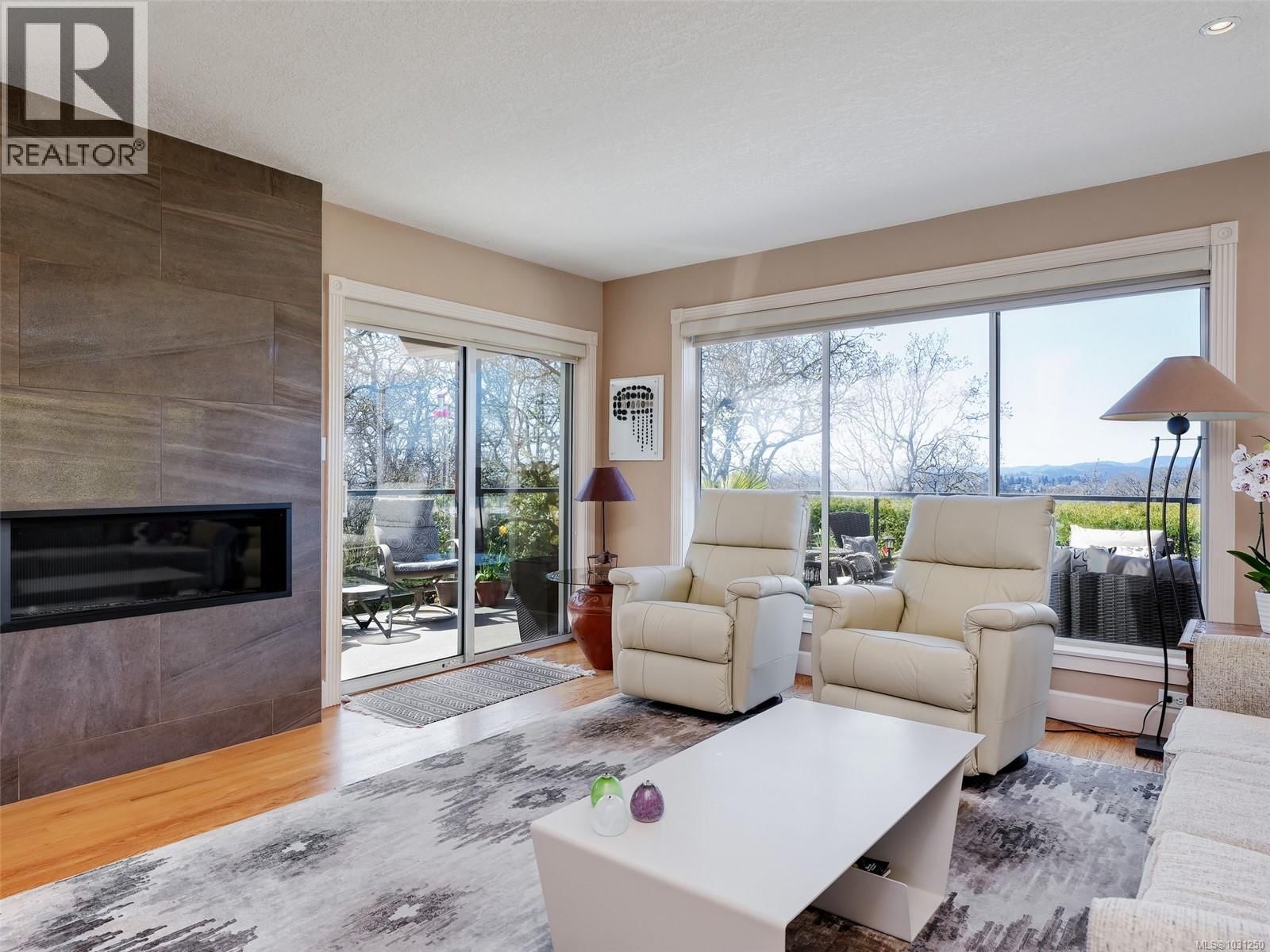 4329 STONEYWOOD LANE Image 10