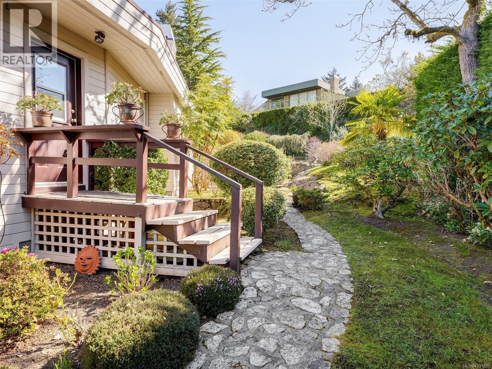 4329 STONEYWOOD LANE Image 28