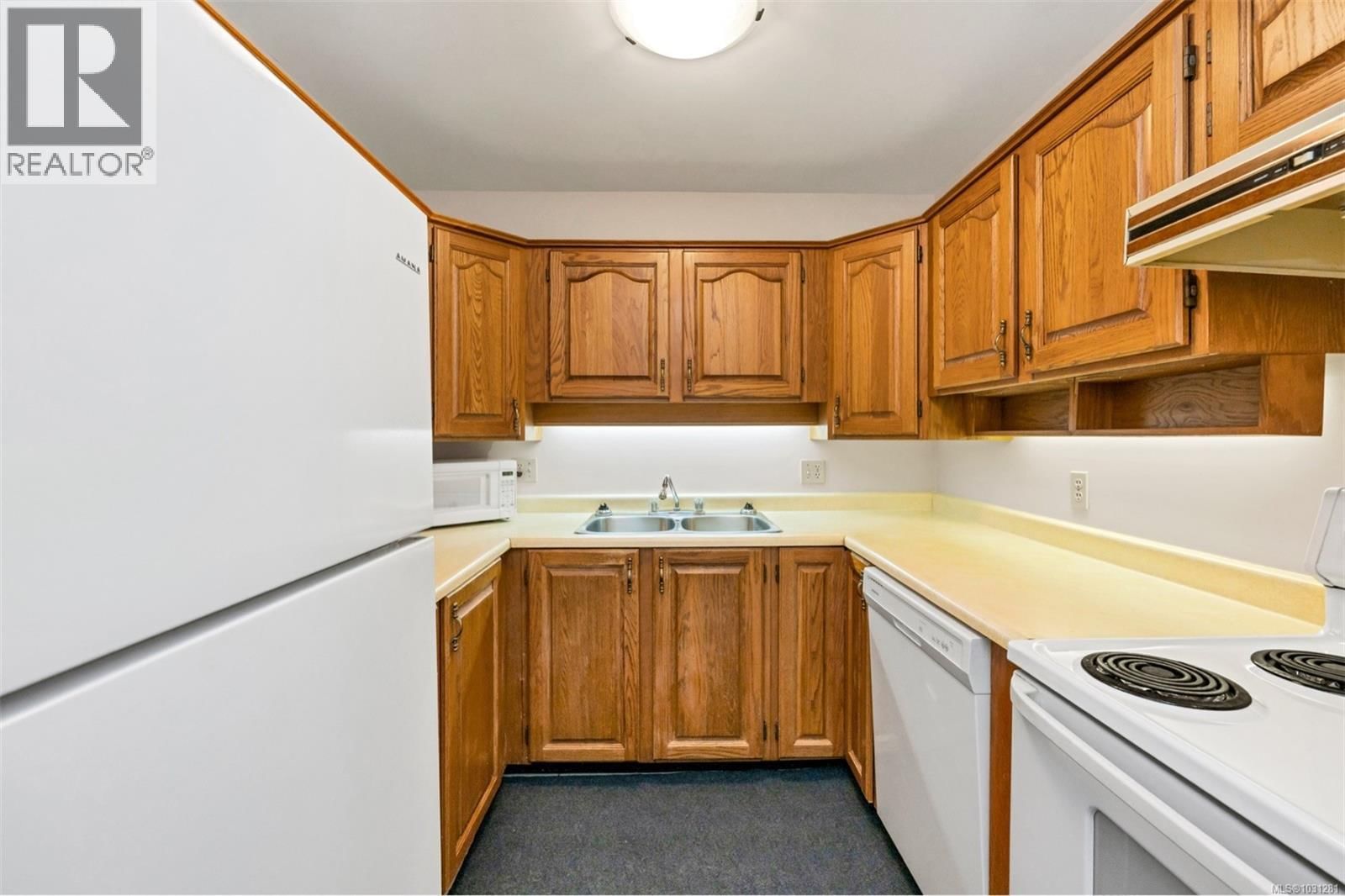 404 435 Festubert Street property photo